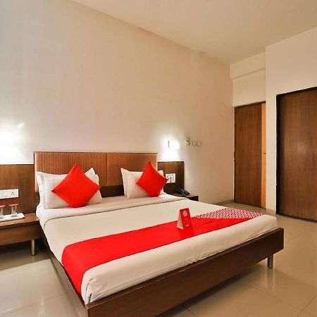 Hotel President Inn By Sky Stays Γκαντχιναγκάρ Εξωτερικό φωτογραφία